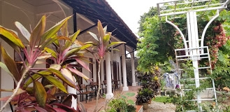 Khách sạn Family