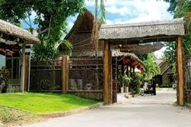 Khách sạn Xanh