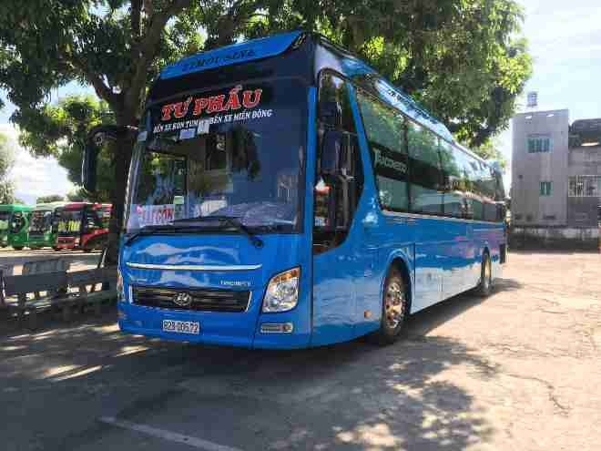 Nhà xe Tư Phầu