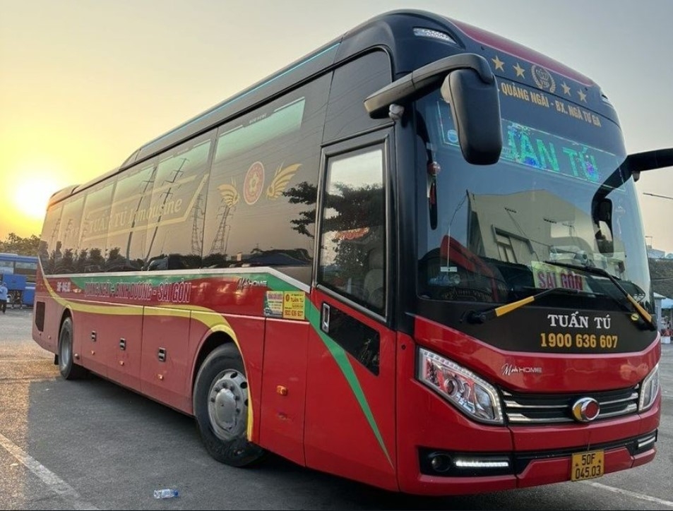 Nhà xe Tuấn Tú