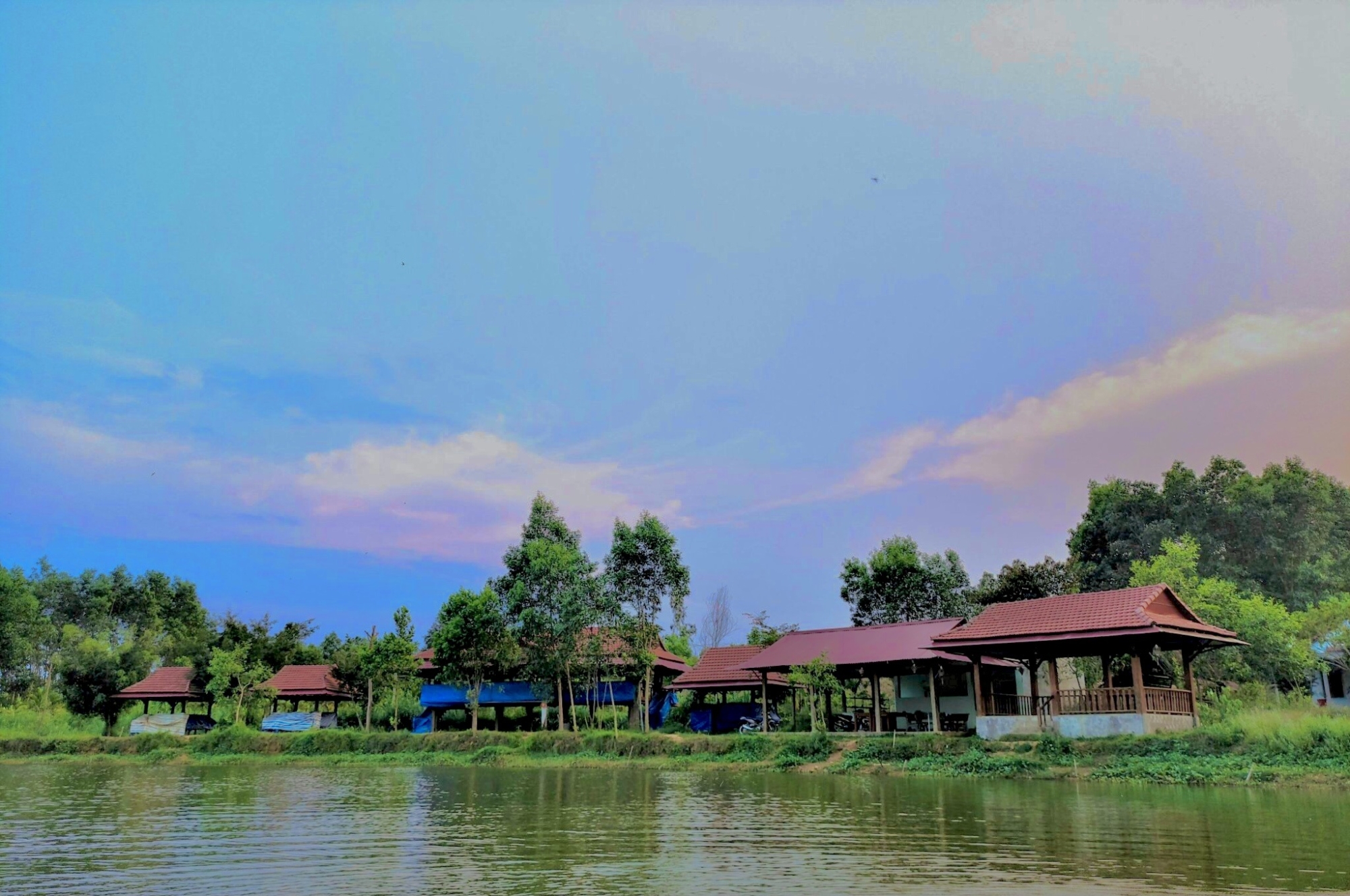 Hồ câu Tuyến Phượng