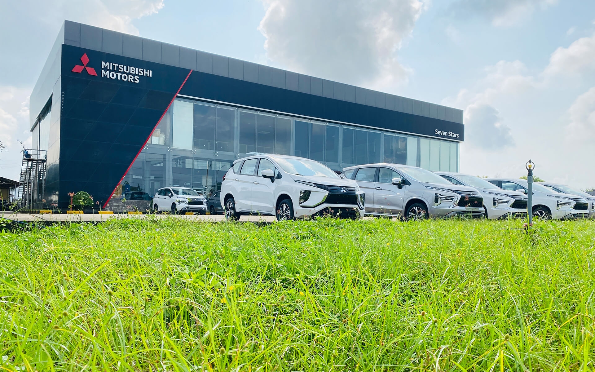 Mitsubishi Quảng Ngãi