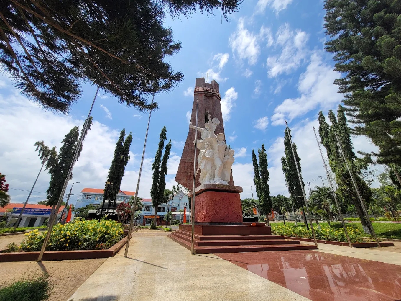Di tích Chiến thắng Đăk Tô - Tân Cảnh