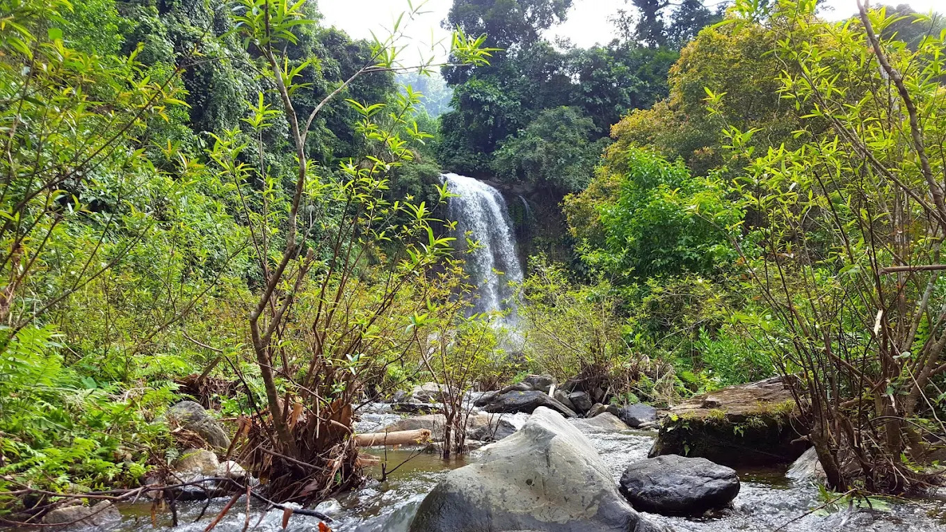 Khung cảnh Thác Cao Muôn 2